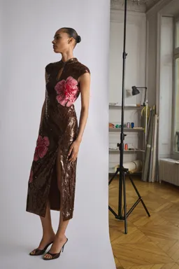 Vestido flores lentejuelas de Mango en Vestidos para argentina