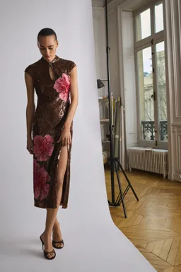 Vestido flores lentejuelas de Mango en Vestidos para argentina