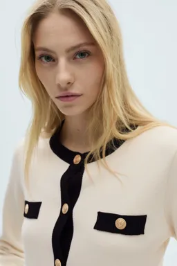 Chaqueta punto botones joya de Mango en Chaquetas para argentina