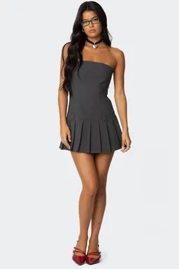Mini vestido plisado strapless de Edikted en Vestidos para argentina