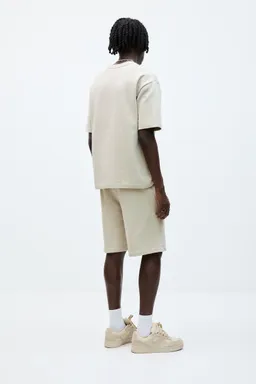 Bermuda jogger stwd de Pull&Bear en Bermudas y Shorts para argentina