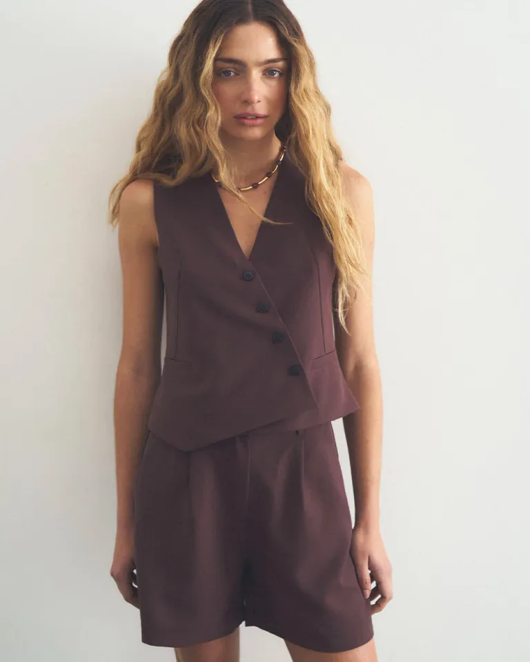 Shorts de tela con pinzas delanteras y bolsillo trasero para mujer de Sky en Shorts para argentina