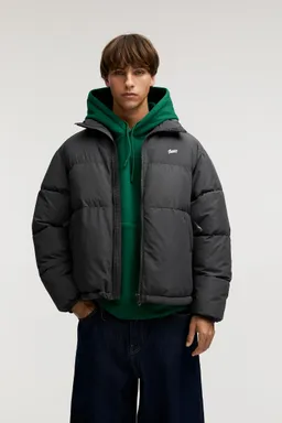 Campera acolchada de Pull&Bear en Abrigos y Camperas para argentina
