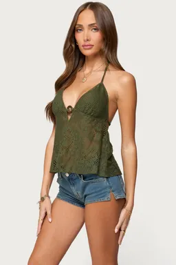Top halter crochet traslúcido de Edikted en Tops para argentina