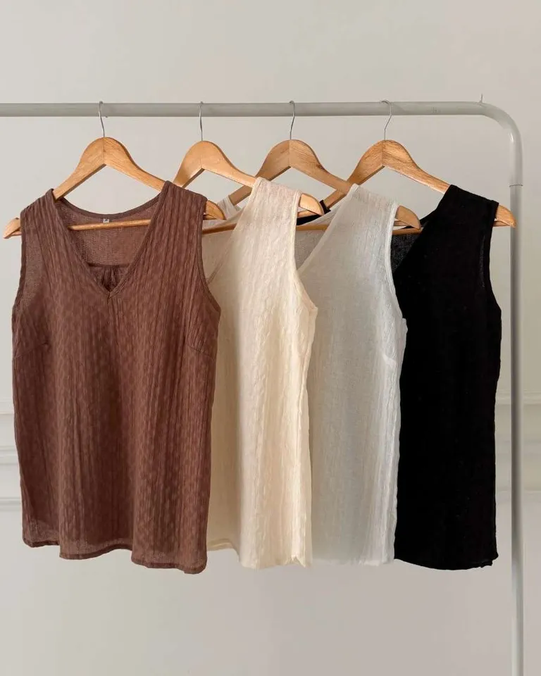 Top de Escote en V con Fruncido en la Espalda de Hesed en Tops para argentina