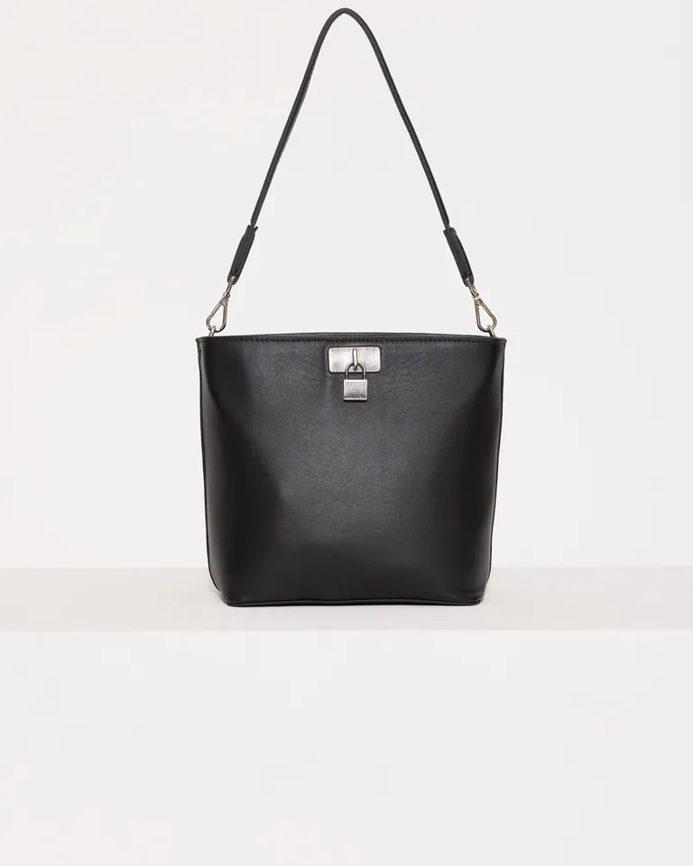Bolso tote de cuero de tamaño intermedio con cierre metálico y correas ajustables de Jazmin Chebar en Bolsos y Carteras para argentina