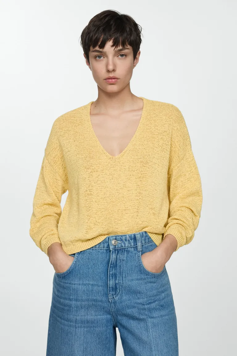 Sweater punto fino cuello de Mango en Buzos y Sweaters para argentina