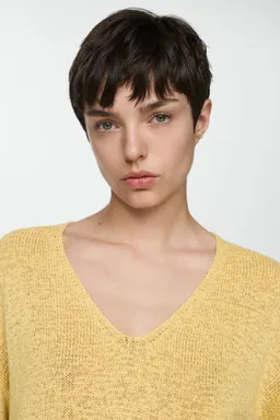 Sweater punto fino cuello de Mango en Buzos y Sweaters para argentina