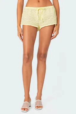 Microshorts ojal cayenne de Edikted en Shorts para argentina