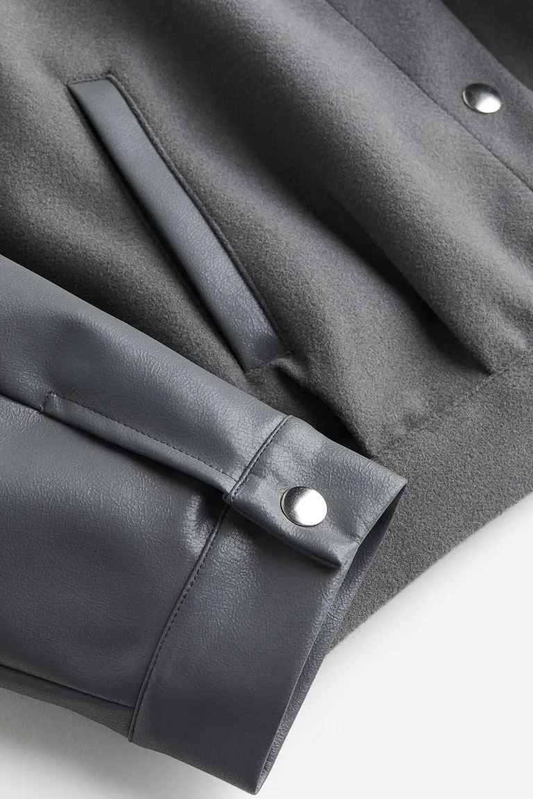 Chaqueta baseball motivos bordados de H&M en Chaquetas para argentina
