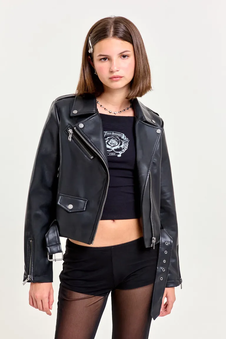 Chaqueta de efecto piel con cierre lateral y detalles metálicos para mujer de 47 Street en Chaquetas para argentina