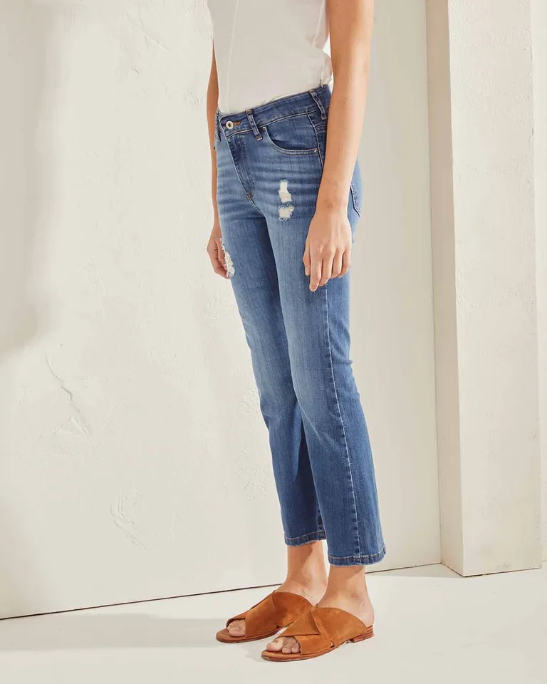 Jeans de corte boot cut en acabado deslavado con efecto usado para mujer de Wanama en Pantalones para argentina
