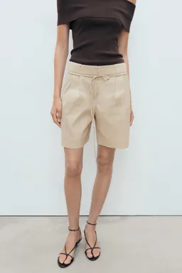 Shorts lino cinturón lazo de Mango en Shorts para argentina