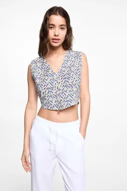 Chaleco crop estampado de Mango Teen en Chalecos para argentina