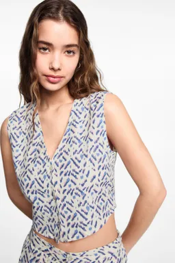 Chaleco crop estampado de Mango Teen en Chalecos para argentina