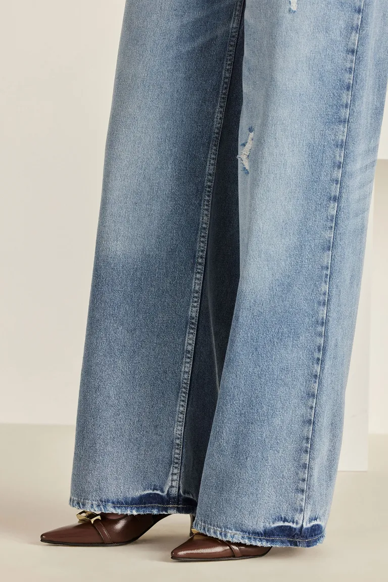 Pantalón de denim de tiro medio y ancho con detalles asimétricos de Tucci en Pantalones para argentina