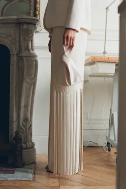 Bolso mano satinado de Mango en Bolsos y Carteras para argentina