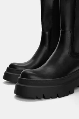 Botas altas con elástico de Pull&Bear en Botas y Botinetas para argentina