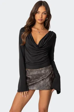 Top nira cuello capucha de Edikted en Tops para argentina