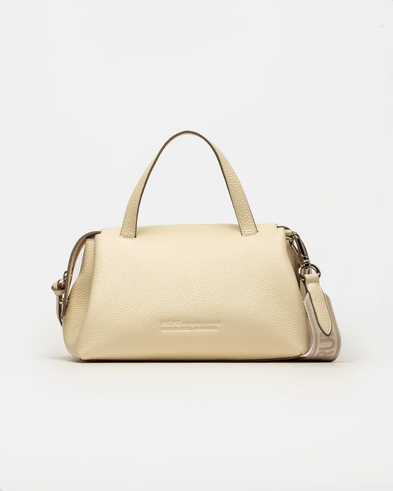 Cartera de mano resort en cuero graneado, diseño compacto y dividido internamente de Prüne en Bolsos y Carteras para argentina