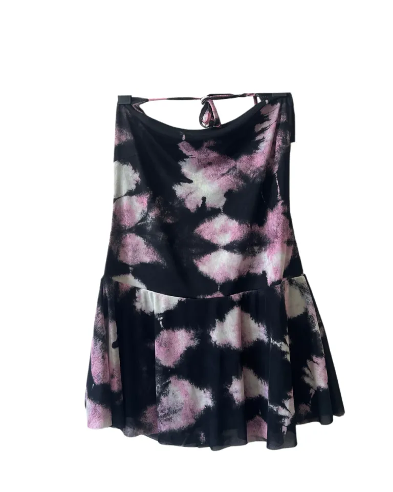 Vestido corto con volados y escote drapeado en estampado exclusivo de Audaz en Vestidos para argentina