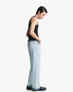 Jeans acampanado recto de Bershka en Pantalones para argentina