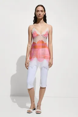 Top encaje estampado de Mango en Tops para argentina