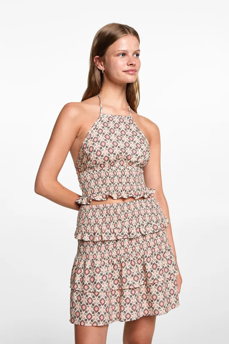 Top crop halter estampado de Mango Teen en Tops para argentina