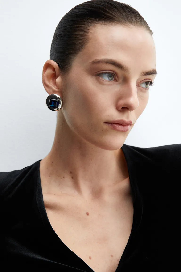 Vestido terciopelo hombreras de Mango en Vestidos para argentina