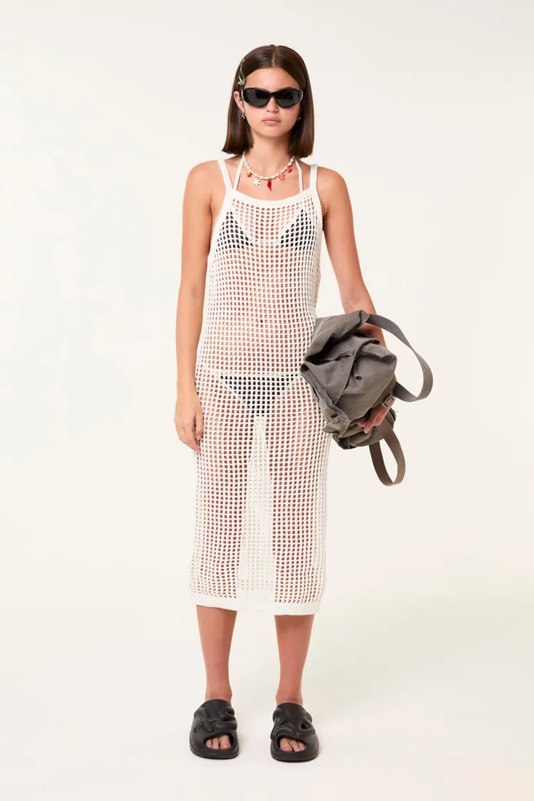 Vestido largo y calado sin mangas con escote cuadrado, ideal para el verano de 47 Street en Vestidos para argentina