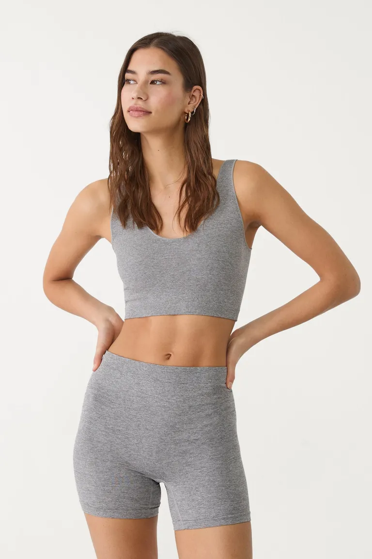 Short básico seamless de Stradivarius en Shorts para argentina