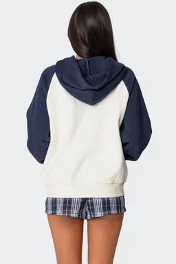 Buzo oversized moño raglán de Edikted en Buzos y Sweaters para argentina