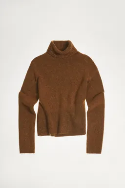 Sweater cuello vuelto de Mango en Buzos y Sweaters para argentina