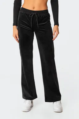 Pantalón buzo velour tiro bajo erin de Edikted en Pantalones para argentina