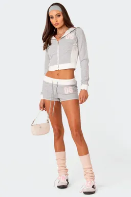 Short tiro bajo pat de Edikted en Shorts para argentina