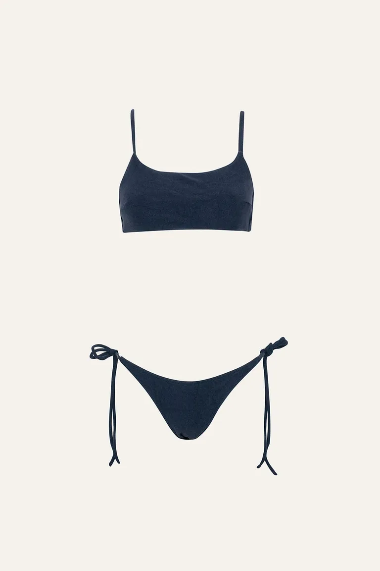 Conjunto de Bikini Negro de Tiras Cruzadas y Diseño Minimalista de 47 Street en Swimwear y Beachwear para argentina