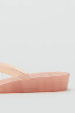 Sandalia tiras destalonada de Mango en Sandalias para argentina