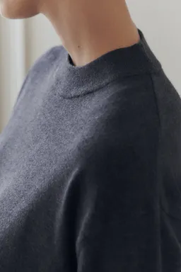 Jersey cuello redondo premamá de Mango en Buzos y Sweaters para argentina