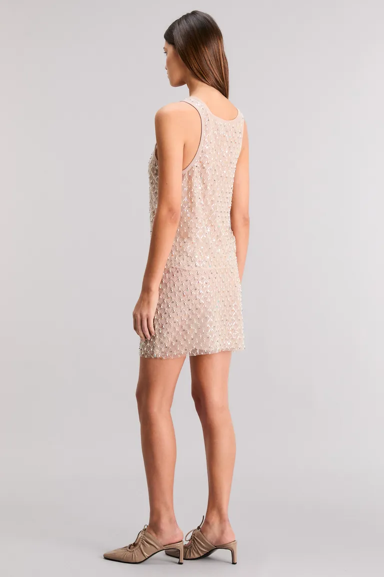 Musculosa intimacy: Elegante vestido de tul bordado con piedras nácar y forro a tono de Kosiuko en Vestidos para argentina