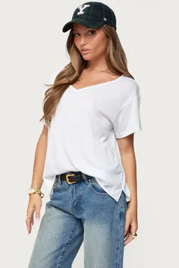Remera oversized cuello sonora de Edikted en Remeras para argentina