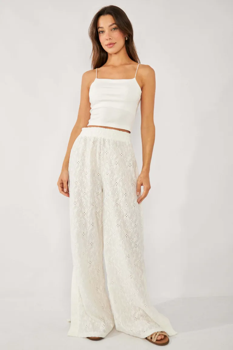 Pantalón de crochet con tajo lateral y cintura elástica de Belle en Pantalones para argentina