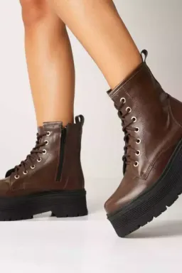 Borcego bonanza de Aldana Calzados en Botas y Botinetas para argentina
