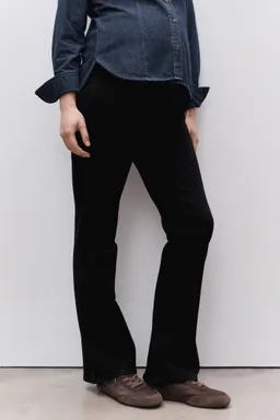 Jeans flare premamá de Mango en Pantalones para argentina