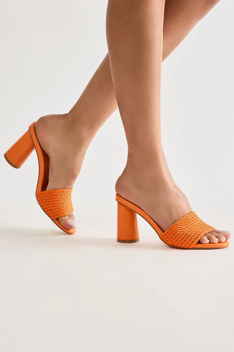 Mules mykonos naranjas de Fashion Nova en Sandalias para argentina