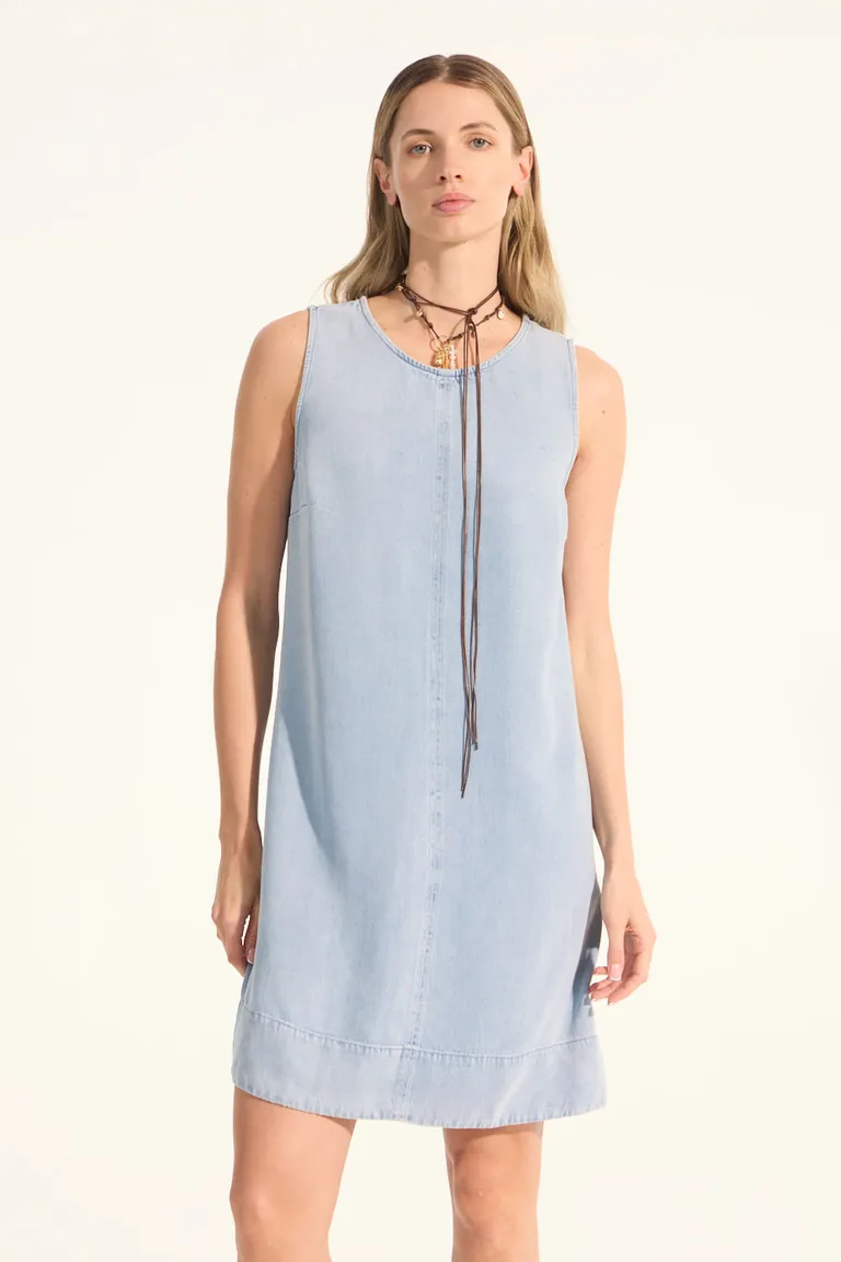 Vestido de corte recto y escote redondo en un cómodo y sostenible tejido tencel de Portsaid en Vestidos para argentina