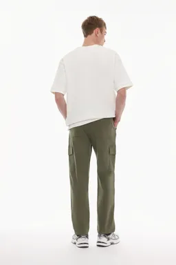 Pantalón cargo relaxed semijogger de Lefties en Pantalones para argentina