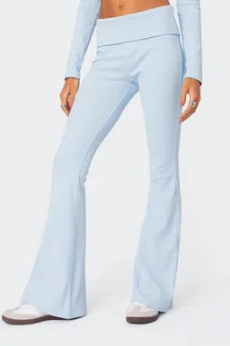 Leggings acampanados coffee break de Edikted en Pantalones para argentina
