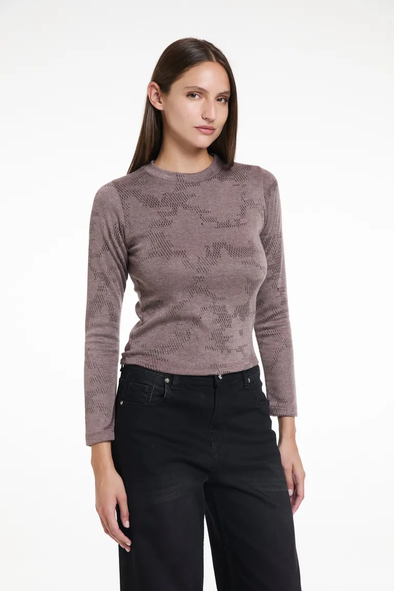 Sweater femenino de manga larga con diseño jacquard calado y ajuste al cuerpo de Justaosadia en Buzos y Sweaters para argentina