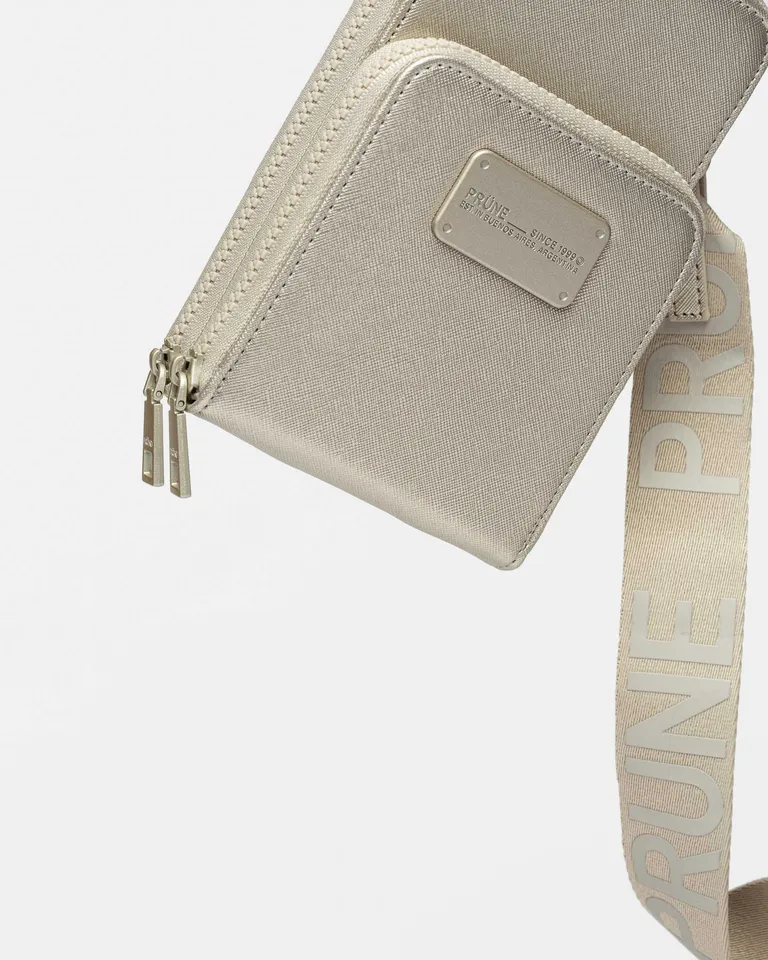 Bolso mini Penny en efecto cuero zaffiano con detalles alegres y diferenciales de Prüne en Bolsos y Carteras para argentina