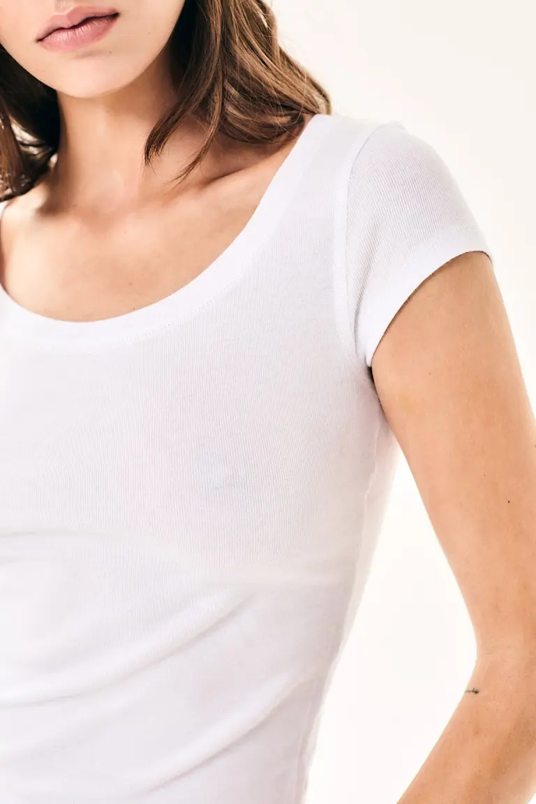 Remera Básica Mujer de Kremia en Remeras para argentina